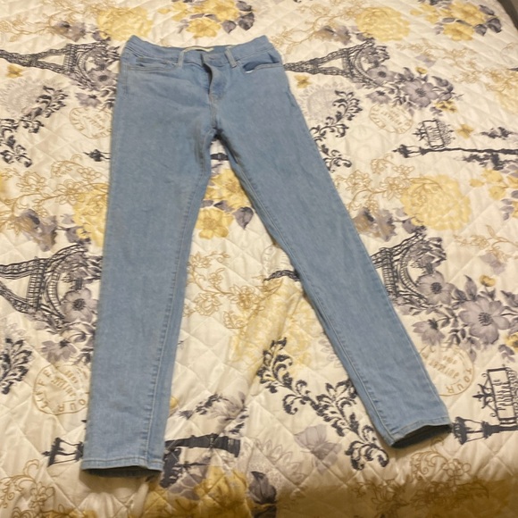levi light wash skinny jeans - Picture 1 of 2